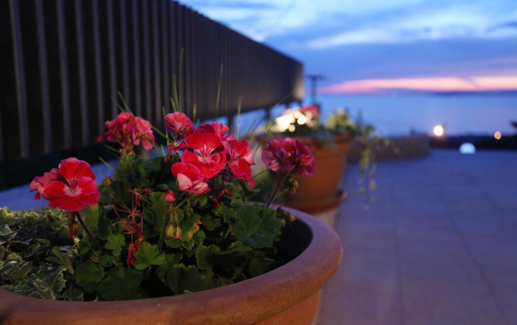 Apartment Smile Podstrana Exterior photo